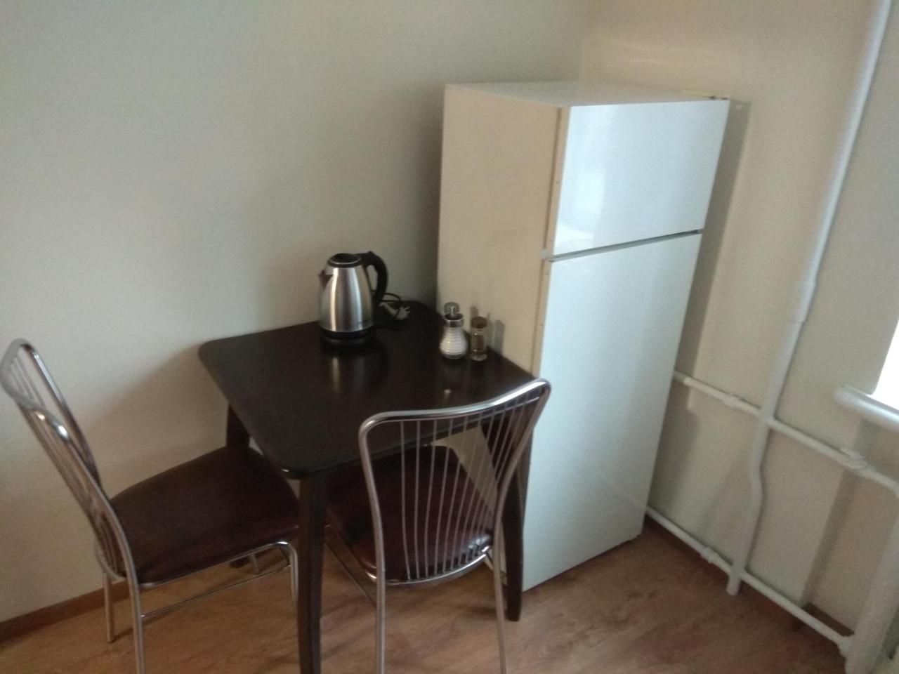 Затишна Квартира Lägenhet Rivne Exteriör bild