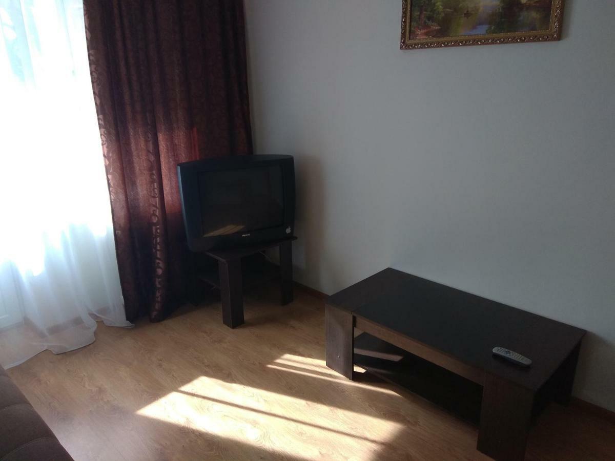 Затишна Квартира Lägenhet Rivne Exteriör bild